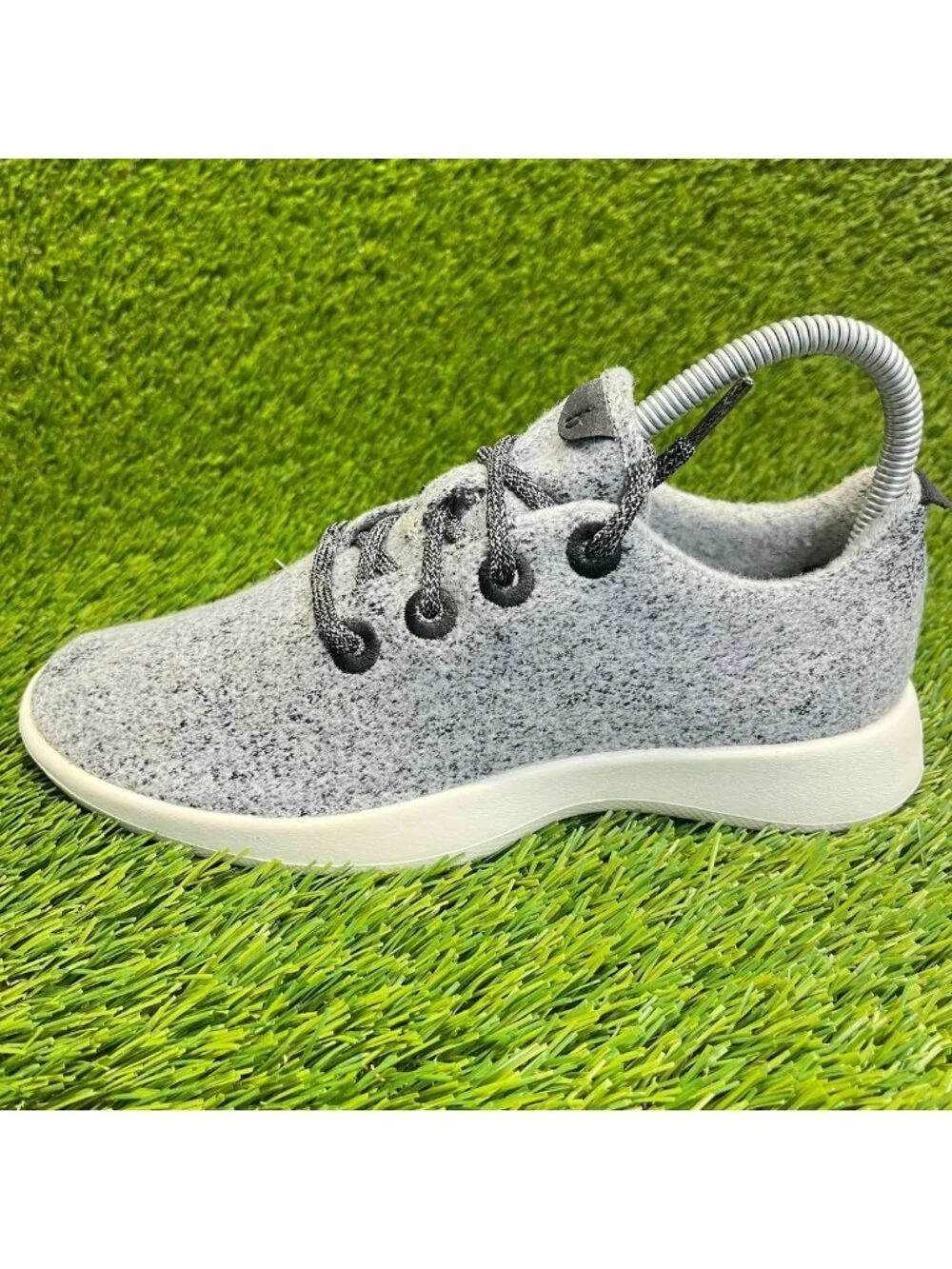 Allbirds Wool Runners Womens Size 7 Gray White Athletic Walking Shoes Sneakers